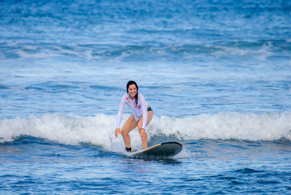 Amara surfing 